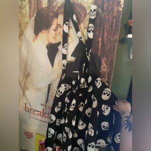 Hot Topic suspender skull skirt